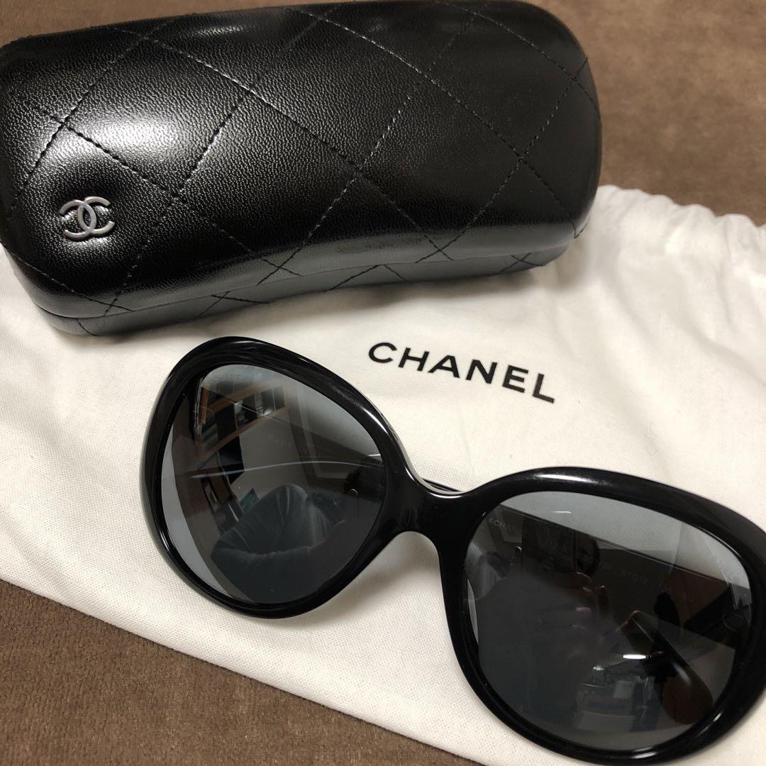 Chanel pearl sunglass -authentic