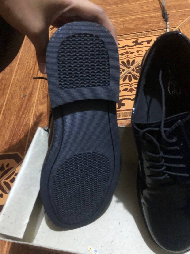 charol shoes, Men's Fashion, Footwear, Boots on Carousell