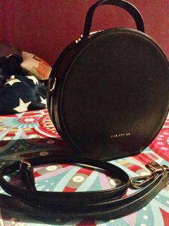 (Category: ) located in . Submitted by ustheduo (Listing ID 1204004780, Image 1). Description: .