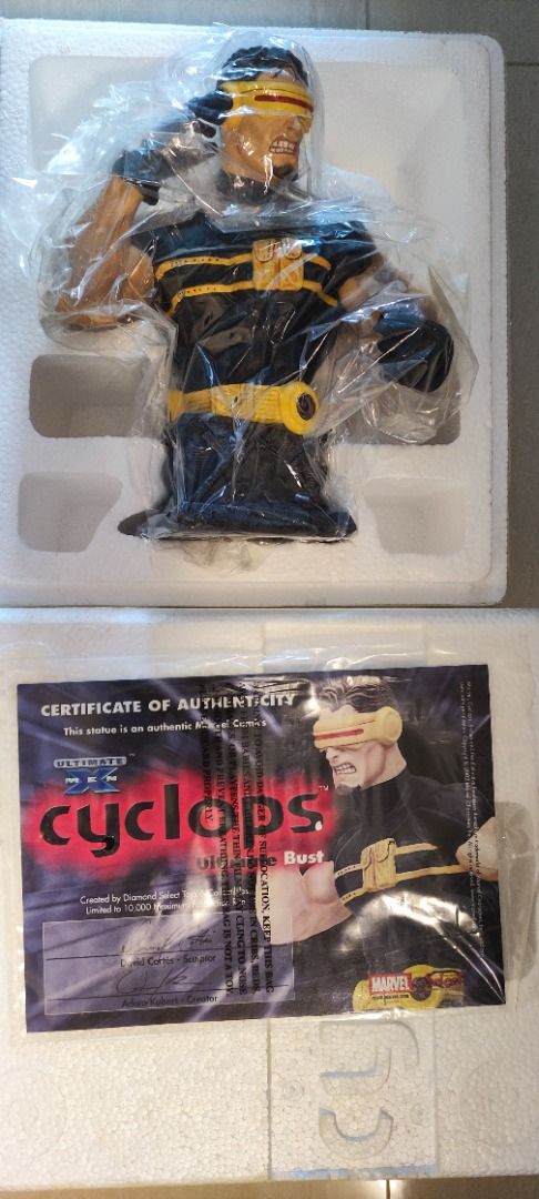 Collectible X Man Cyclops Figurine Original with Certificate of