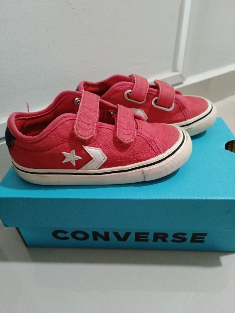 Red converse size 8 new arrivals