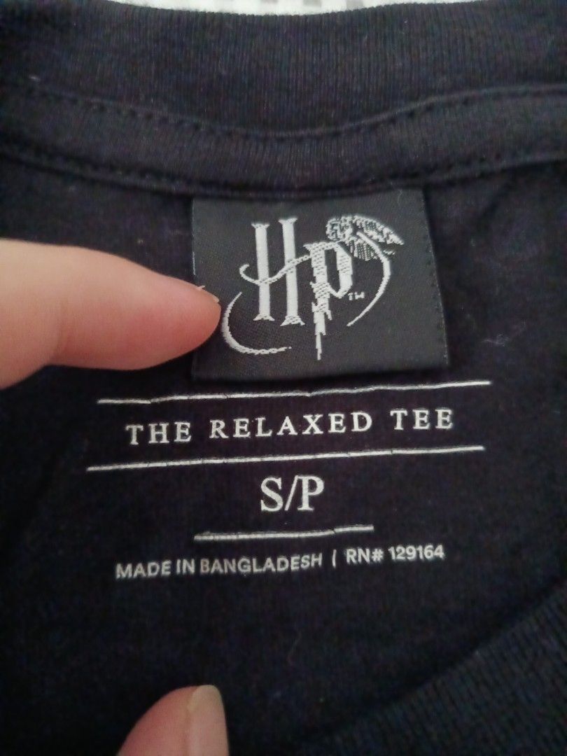 Cotton On Harry Potter shirt (Category: Shirts) located in Makati City. Submitted by el_rastro (Listing ID 1203961595, Image 2). Description: - Used only once - in good condition.