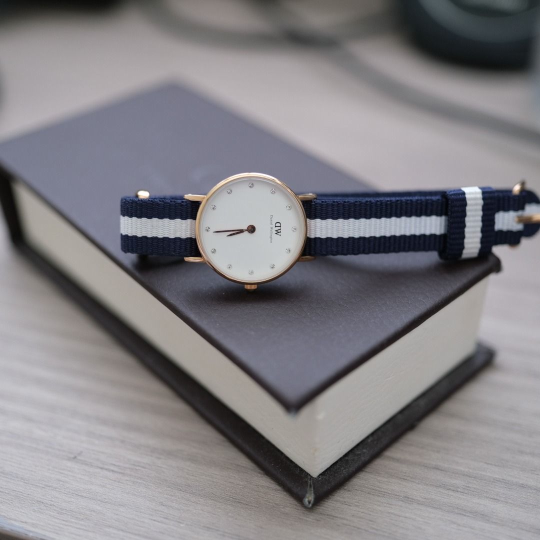 Daniel wellington classy 26mm deals