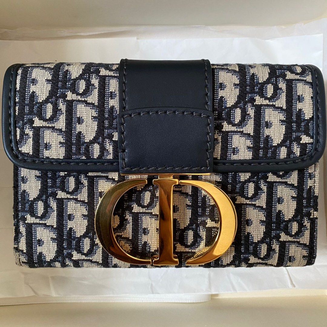 DIOR 30 Montaigne Box Bag, Luxury, Bags & Wallets on Carousell