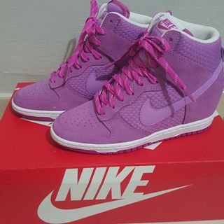 Affordable nike dunk sky hi For Sale Sneakers Carousell Singapore