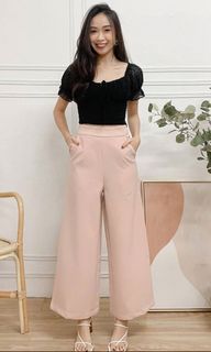 (Category: ) located in . Submitted by nanalincloset (Listing ID 1204003834, Image 1). Description: .