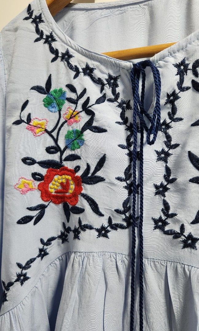 Floral Embroidered Top, Women's Fashion, Tops, Blouses on Carousell