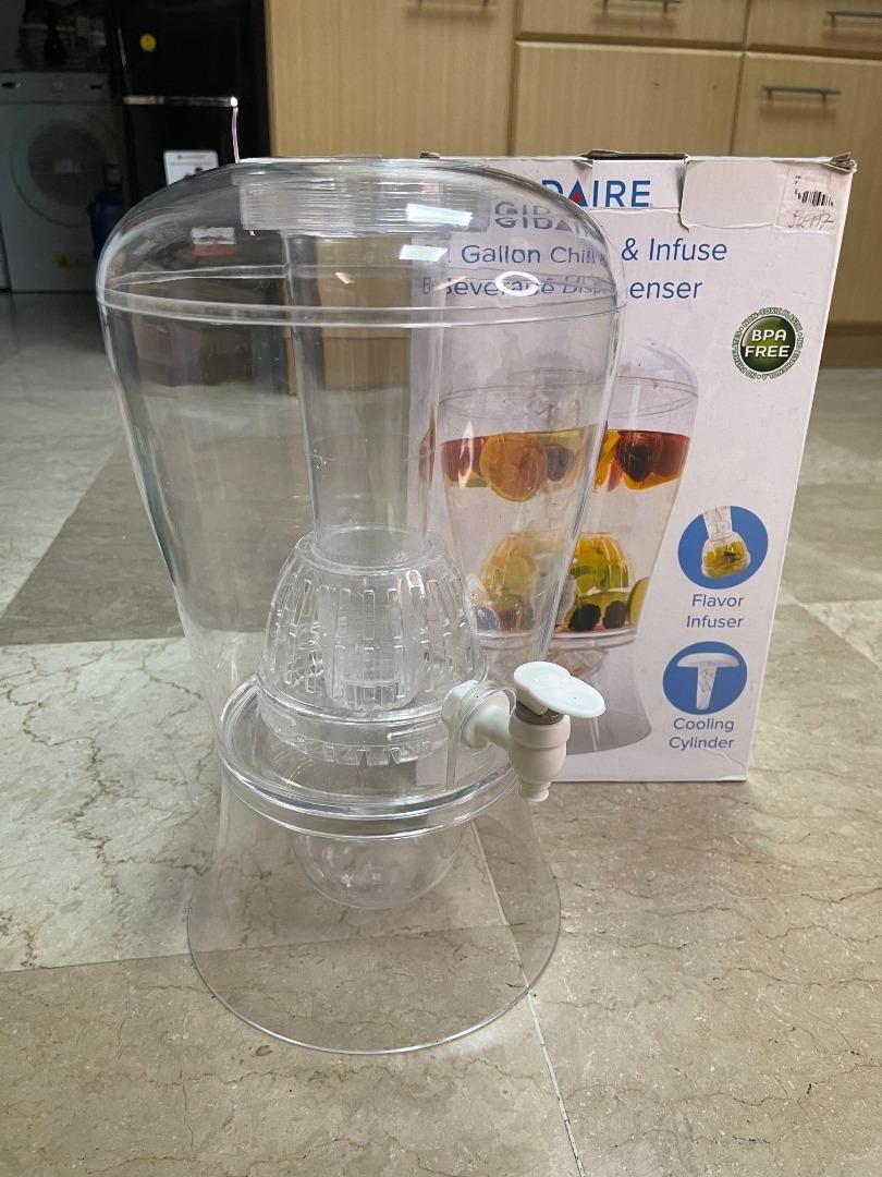 Frigidaire 2 Gallon Chill & infuse Beverage dispenser, TV & Home
