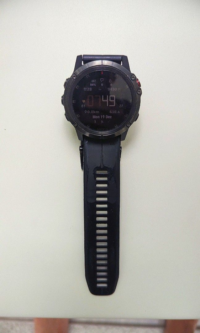 Garmin fenix 5x golf best sale