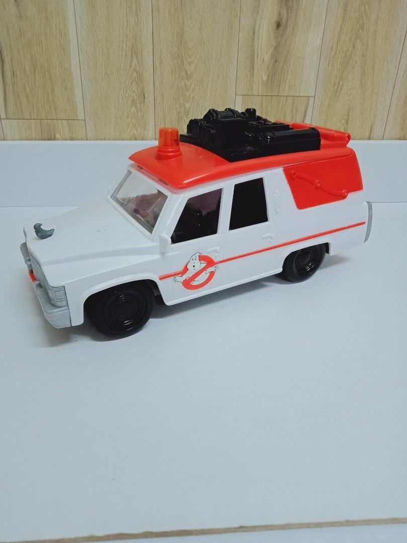 Ghostbusters 2016 Ecto 1 Ambulance Lighted Car Mattel 9 Long