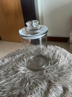 FWP Round Acrylic Container with Lid Closed Terrarium 13 x 10 cm, Furniture  & Home Living, Gardening, Pots & Planters on Carousell