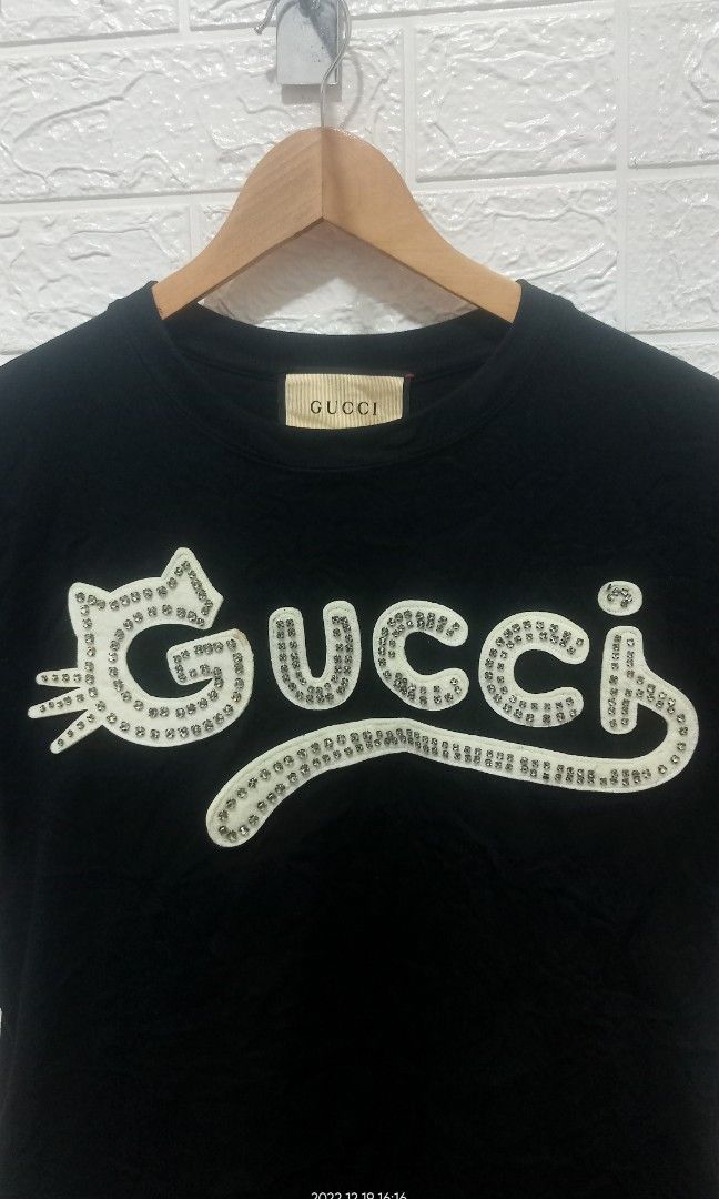 Gucci Embellished cat logo T Shirt Women s Fashion Tops Shirts