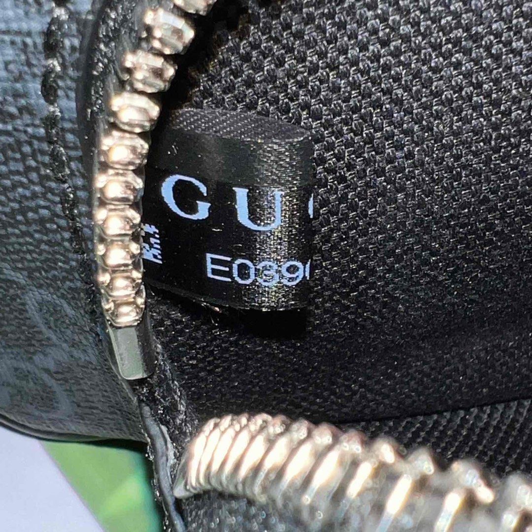 GUCCI GG Supreme Monogram Belt Bag Black 1233457