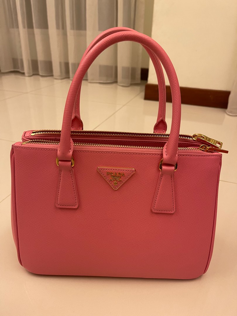 High quality fake designer bag (prada), Luxury, Bags & Wallets on Carousell