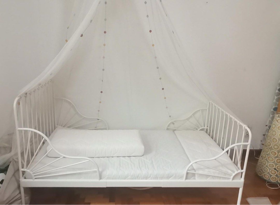IKEA MINNEN KIDS EXTENDABLE BED with MATTRESS, Babies & Kids, Baby Nursery & Kids Furniture