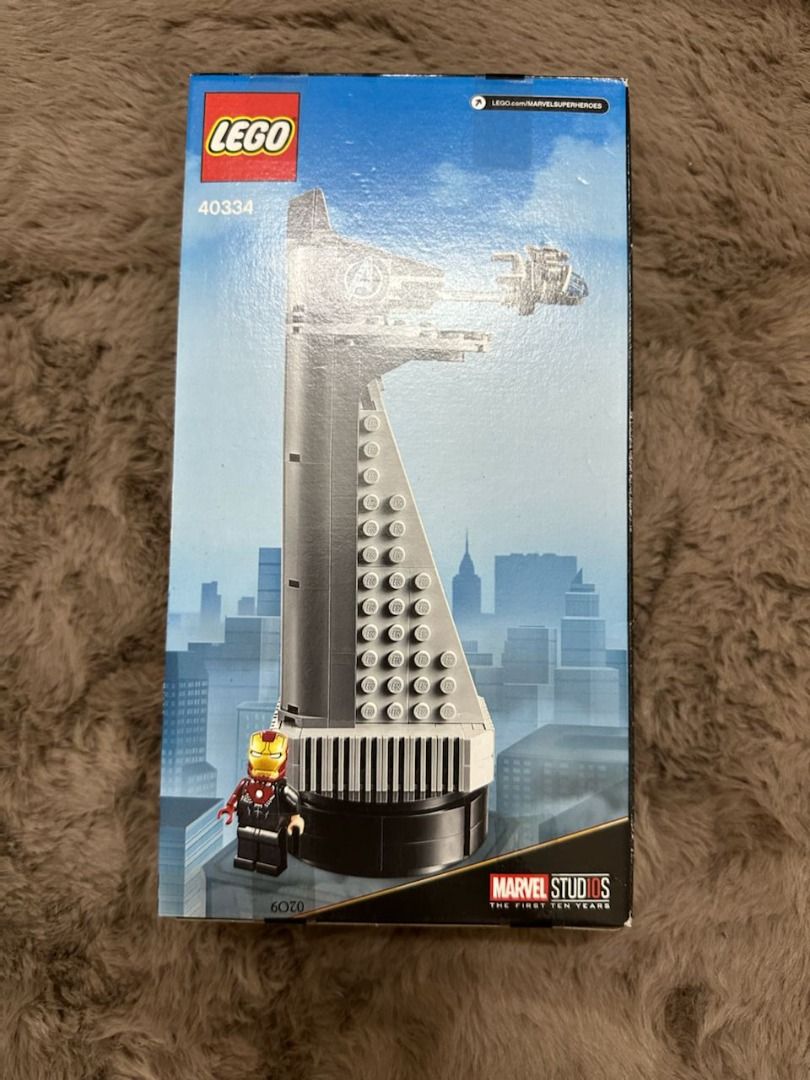 Lego avengers tower 2019 top