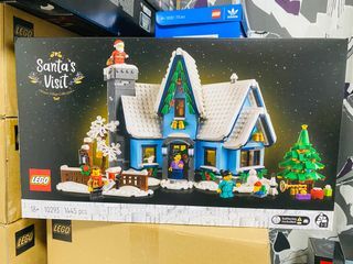LEGO Icons 10293 Santa’s Visit Model Building Set