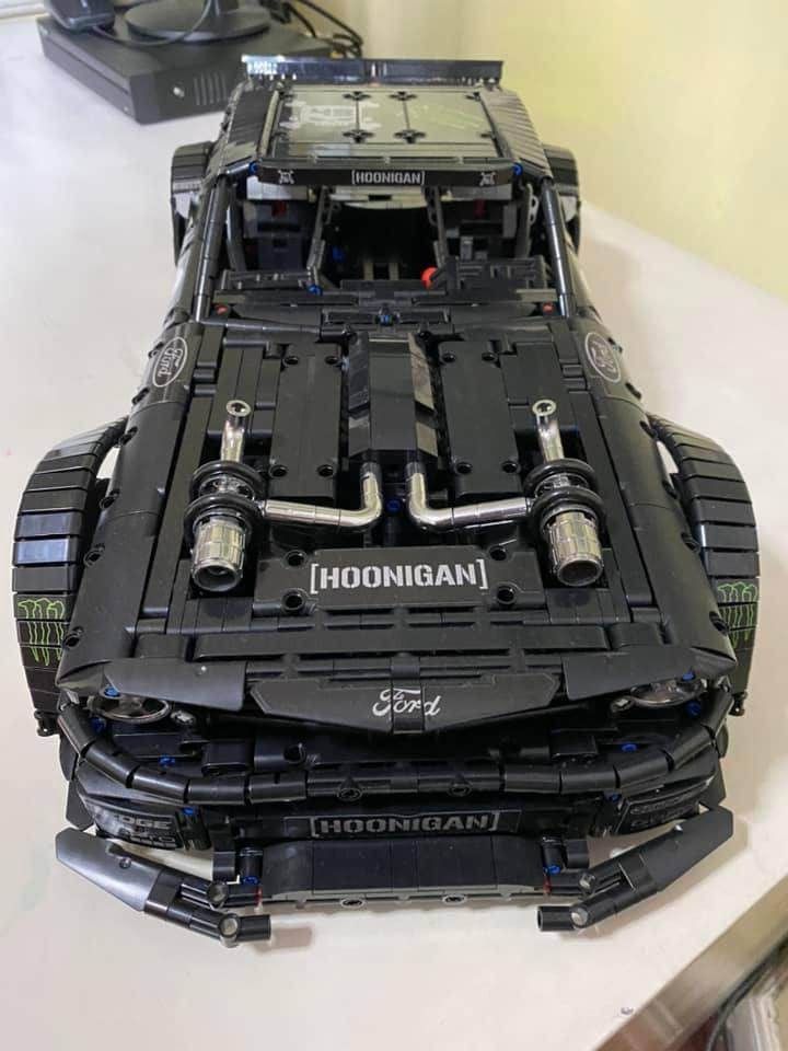 Lego technic ford discount mustang rtr hoonicorn v2