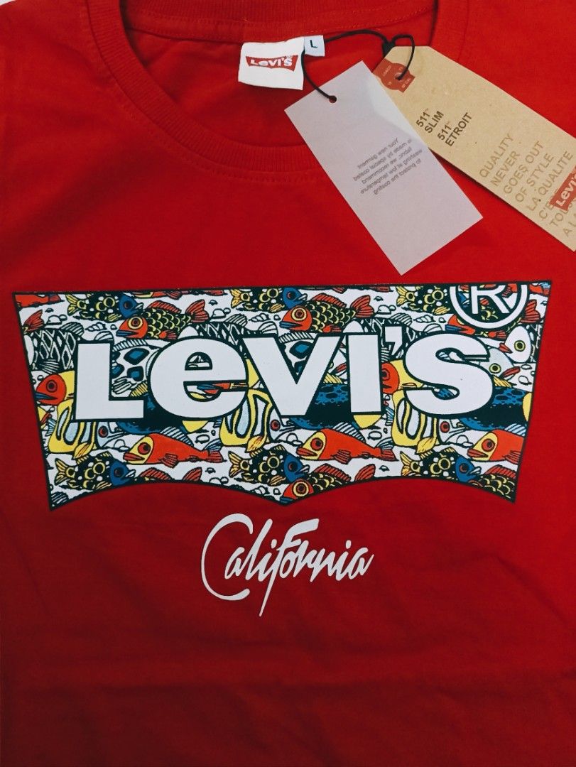 LEVIS CALIFORNIA RED T SHIRT, Men's Fashion, Tops & Sets, Tshirts & Polo  Shirts on Carousell