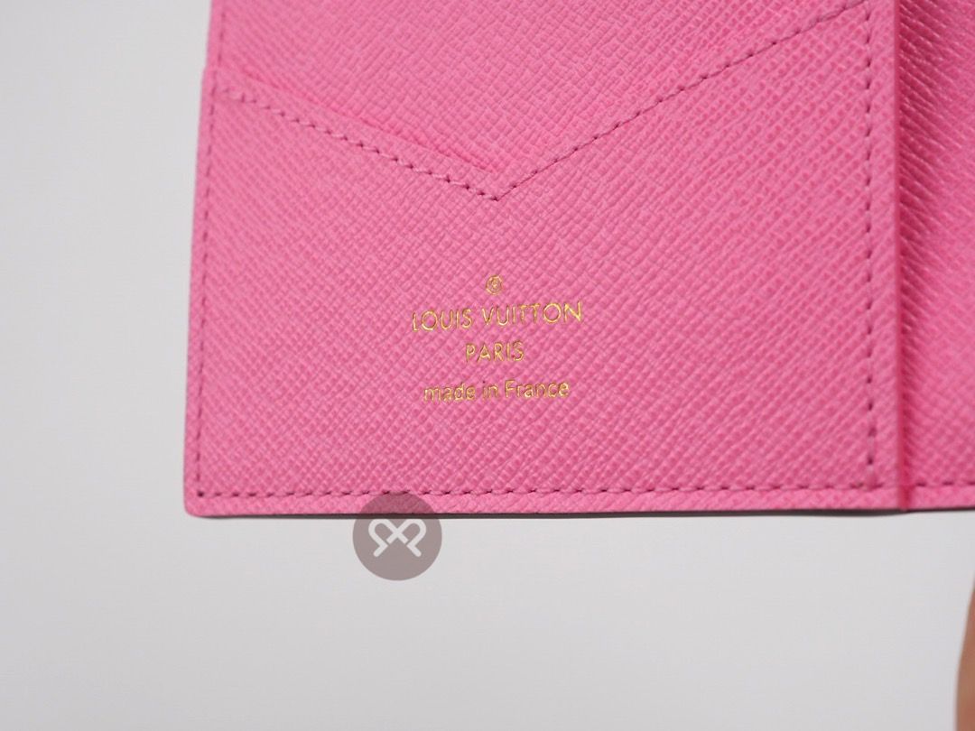 Louis Vuitton M81635 Passport Cover