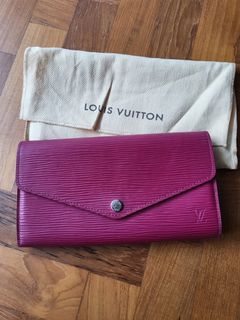 LOUIS VUITTON Purple Epi Leather Multiclès 4 Key holder, Luxury, Bags &  Wallets on Carousell