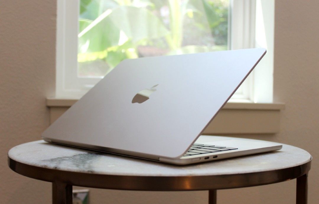 MacBook Air M2 256GB *全新*未開封, 電腦＆科技, 手提電腦- Carousell