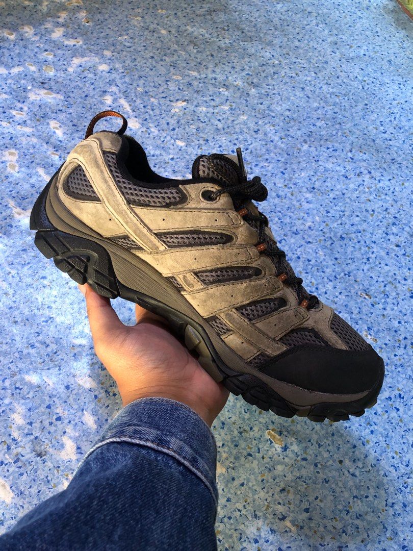 Merrell Moab 2 Waterproof Wide Beluga(28.5 cm) (Category: Sneakers) located in Baguio. Submitted by master_of_brands (Listing ID 1203971897, Image 2). Description: Authentic Merrell Moab 2 Waterproof Wide Beluga Size 10.5 US/28.5 cm/44.5 Europe Slightly used Thick outsole No sole separation Minimal sign of usage In excellent condition .