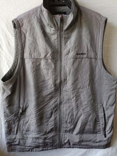 (Category: ) located in . Submitted by Windbreaker (Listing ID 1203981514, Image 1). Description: .