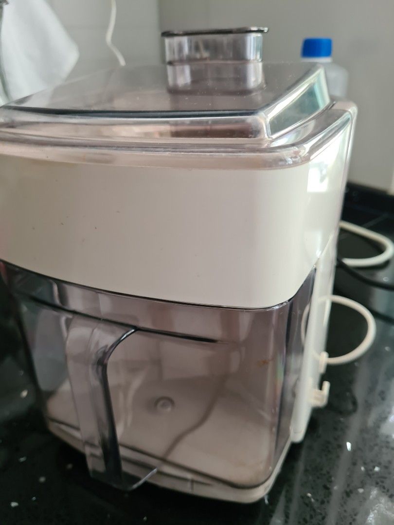 Moulinex Juicer (Made in Spain), TV & Home Appliances, Kitchen