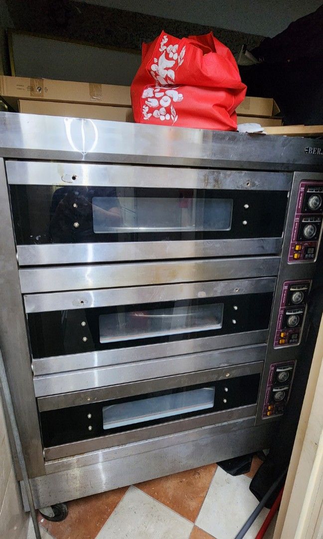 New 3 deck Double Tray Oven, TV & Home Appliances, Kitchen Appliances