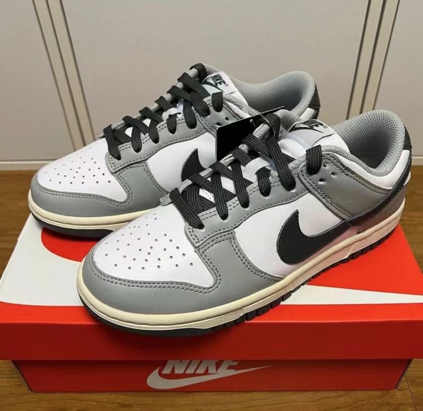 🔝Nike dunk low light smoke grey 煙灰色, 女裝, 鞋, 波鞋- Carousell