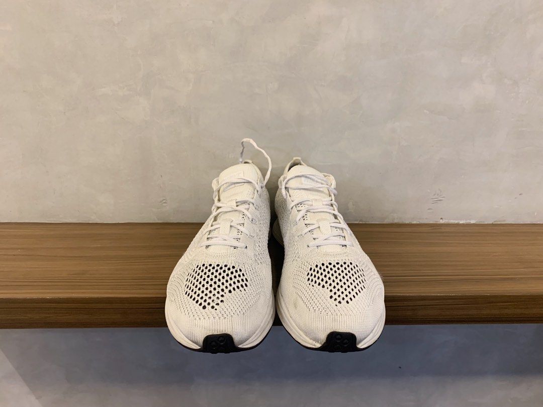 flyknit racer goddess