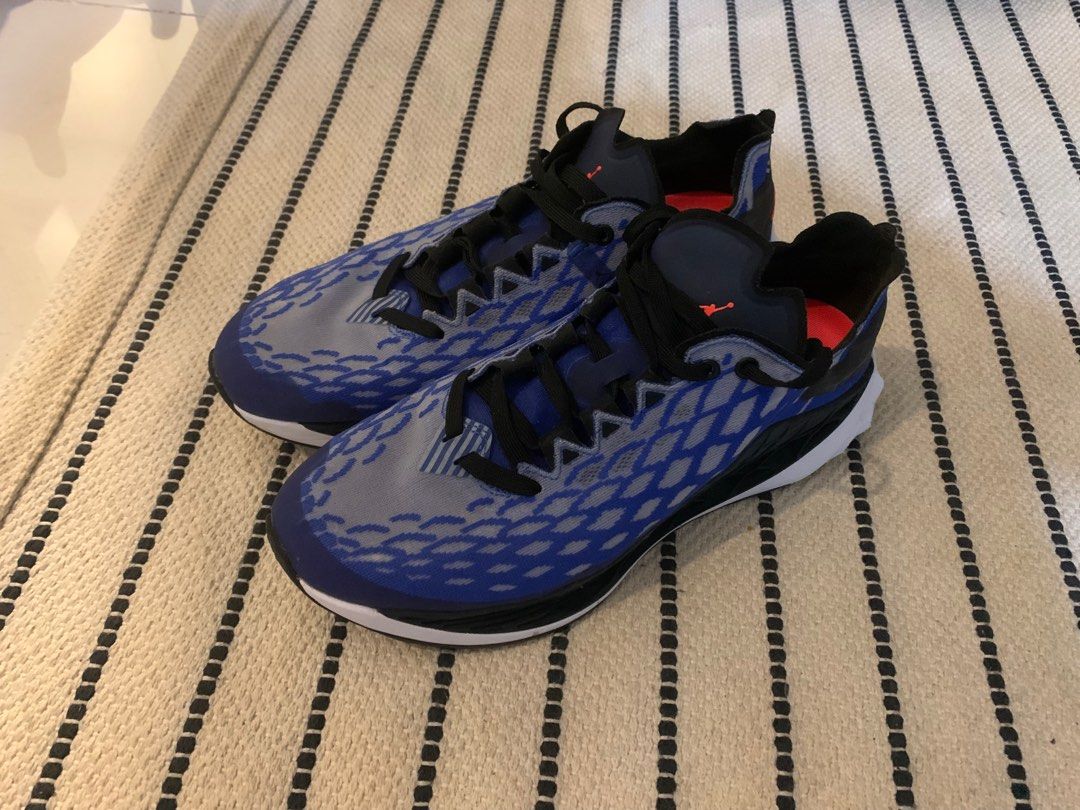jordan zoom running shoes