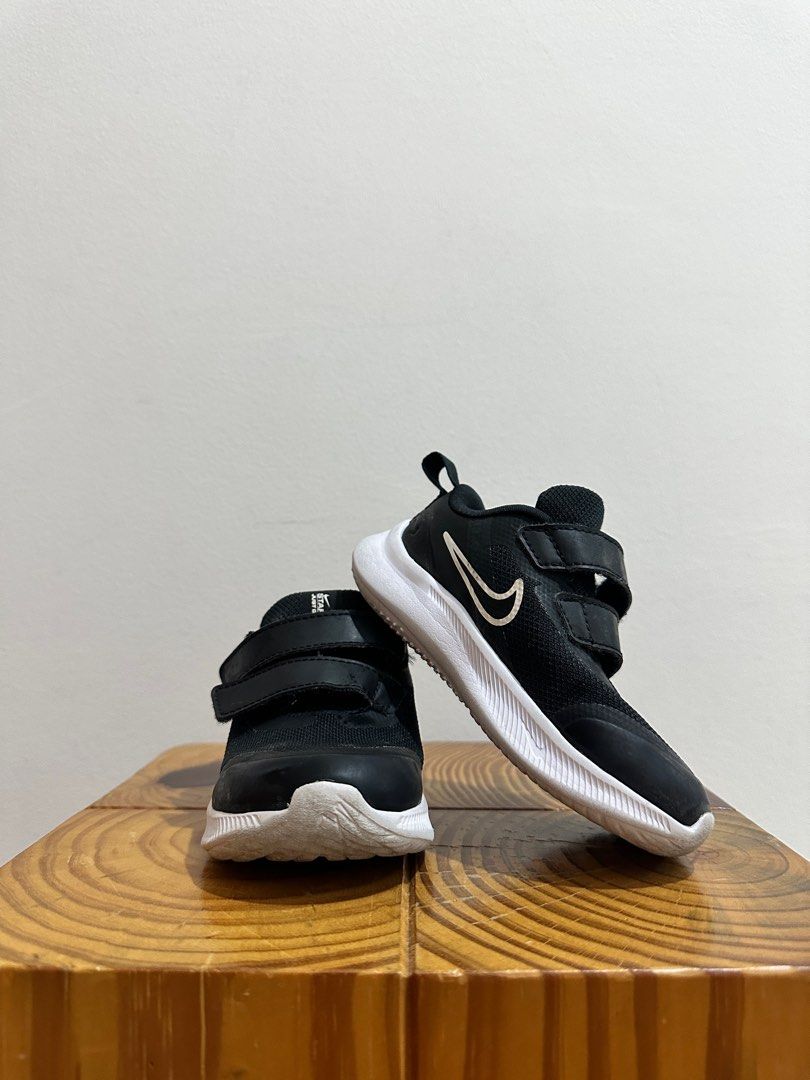 Nike sales 7 c