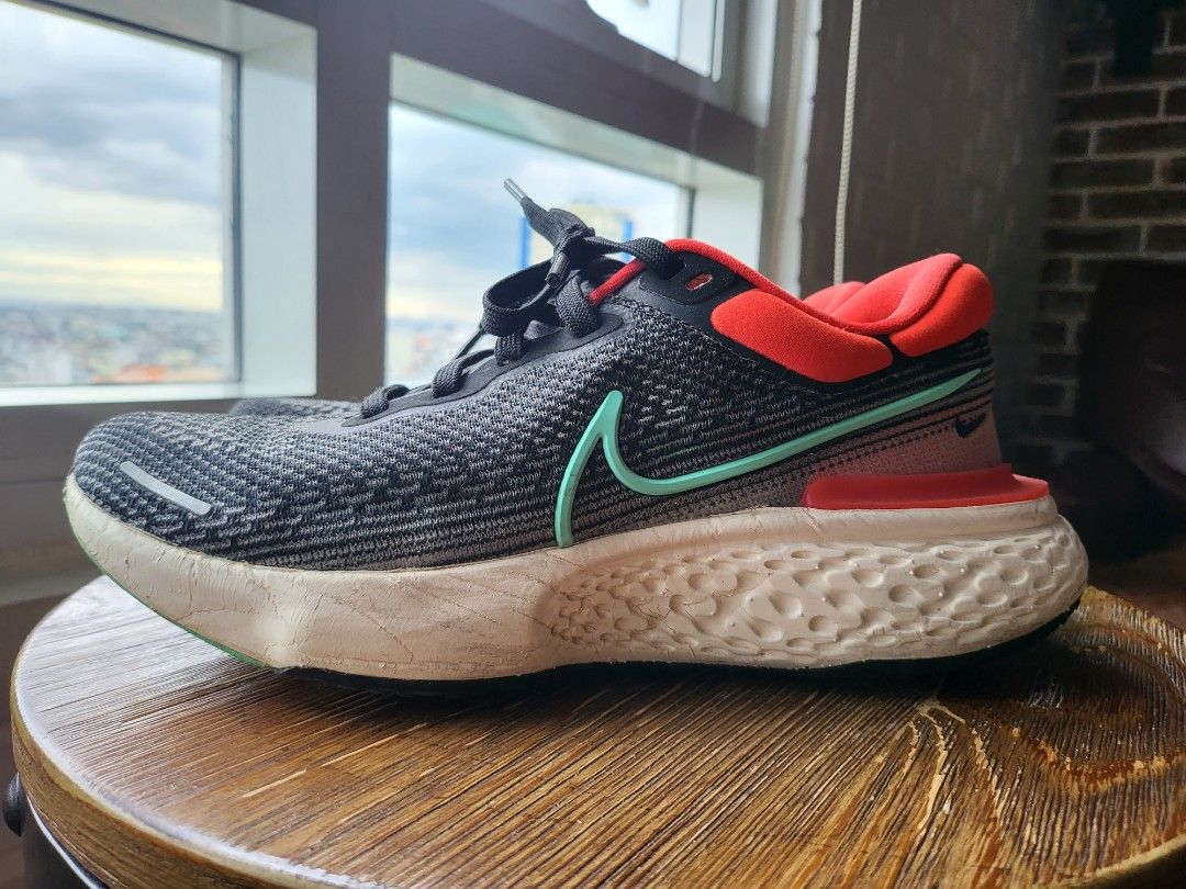zoomx invincible run price