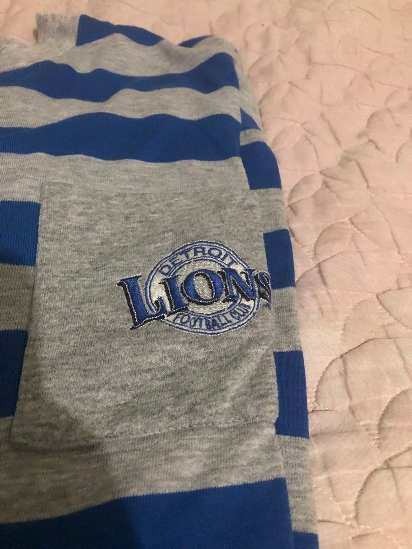 Nutmeg sweatshirt Detroit Lions (Category: Coats, Jackets and Outerwear) located in Quezon City. Submitted by kyl3e (Listing ID 1204078638, Image 3). Description: Excellent condition halos bago pa. Size niya Large to XL.