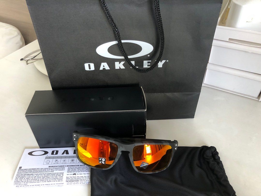 Oakley holbrook black camo sales