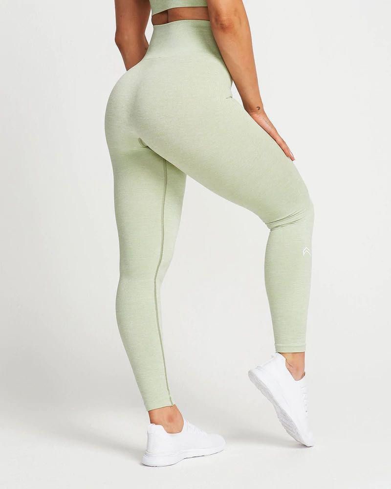 Oner Active Classic Seamless Leggings [Short] - Pistachio Marl, Women's  Fashion, Activewear on Carousell