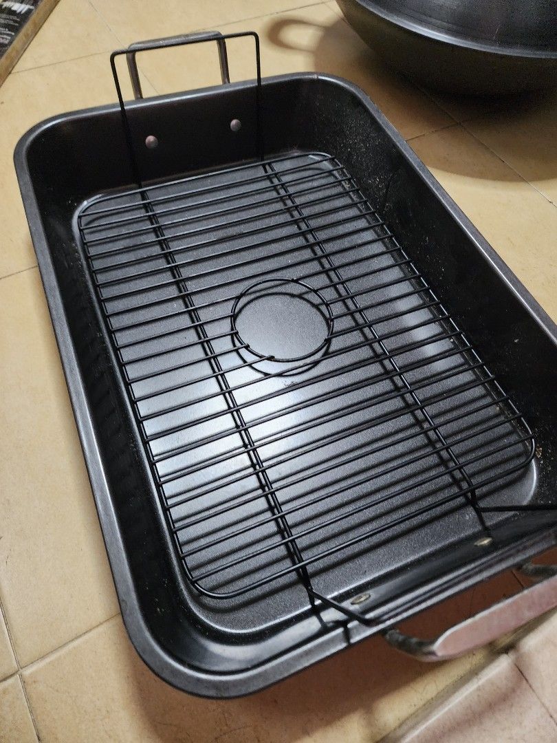 Oven roasting pan and rack, TV & Home Appliances, Kitchen Appliances