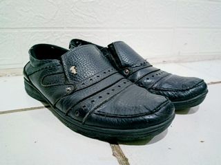 (Kategori: ) berada di . Dikirim oleh UsedOutfits (ID iklan 1204119772, Gambar 1). Deskripsi: .