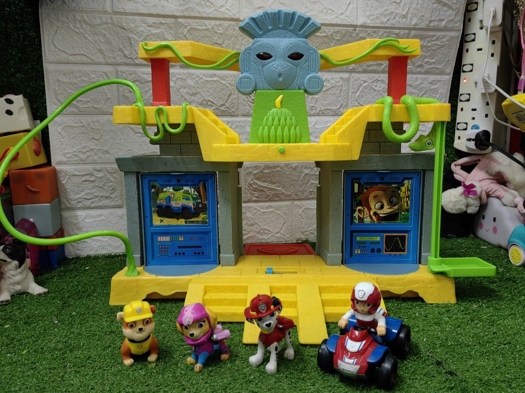 Paw patrol on sale monkey temple playset