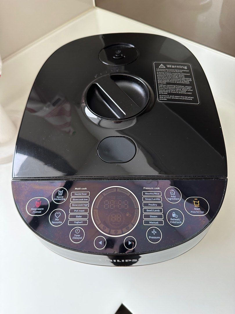 Philips Deluxe Collection Multicooker Pressure & Slow Cooker HD2145