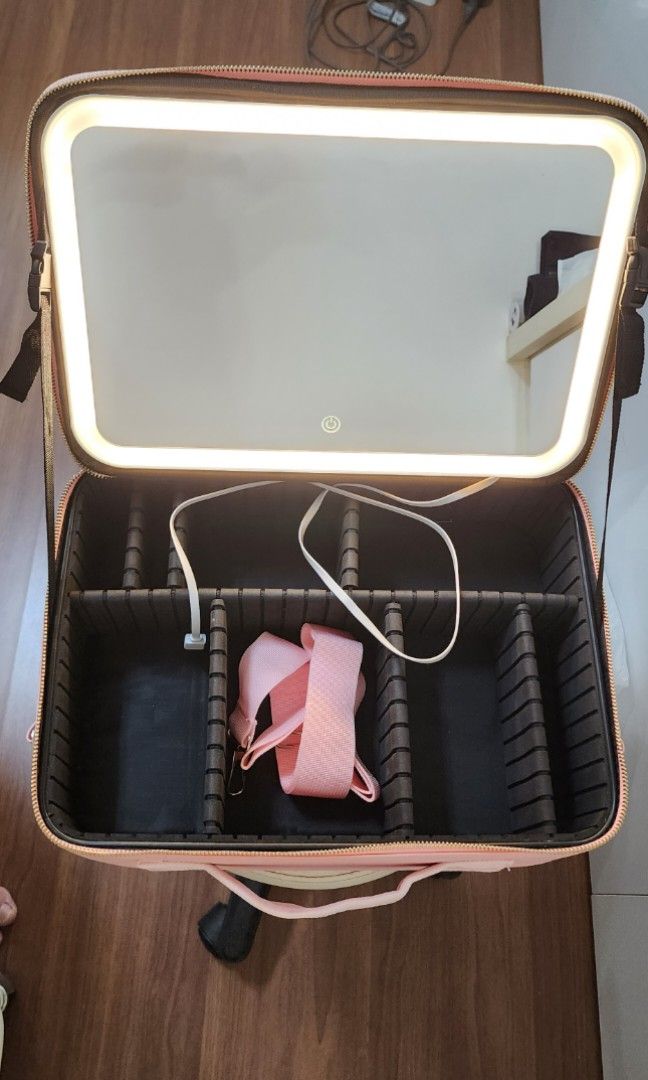 Pink Makeup Box (with light), Beauty & Personal Care, Face, Makeup on