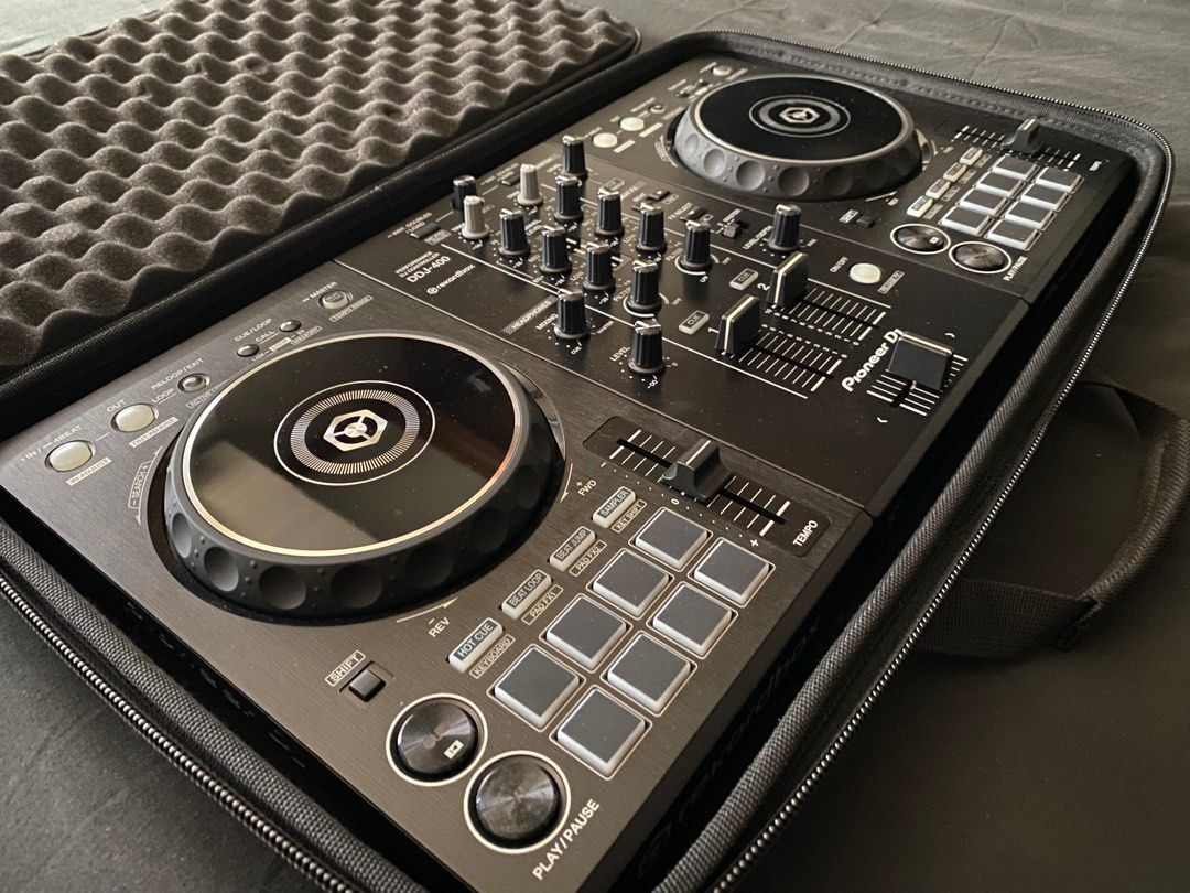 Pioneer DJ Controller DDJ400, Audio, Portable Music Players on Carousell