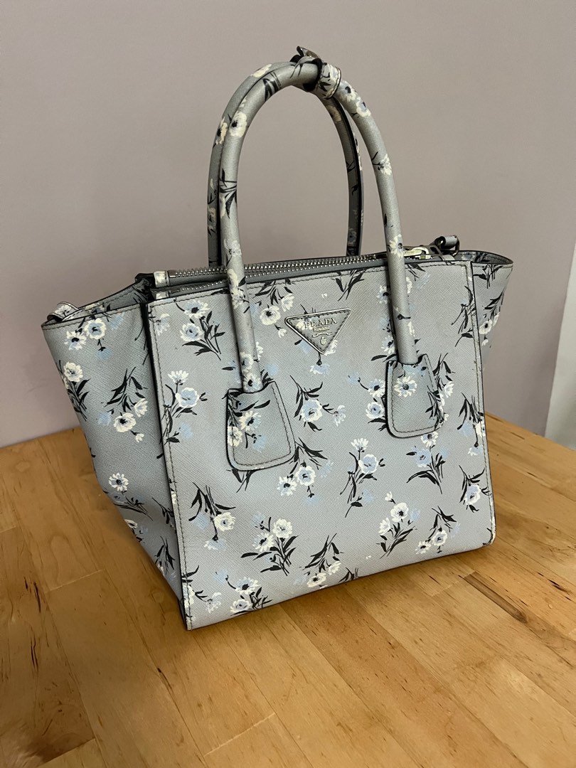 Prada bag, Women's Fashion, Bags & Wallets, Tote Bags on Carousell