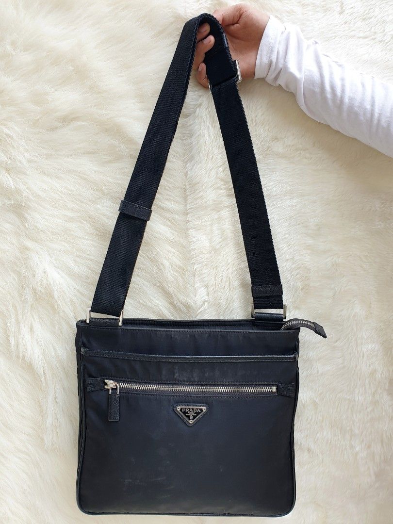 Prada Tas Selempang Sling Bag Nylon mix Kulit Asli Pria Second Preloved Branded Thrift