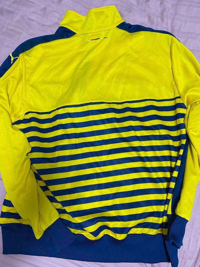 Puma fly clearance emirates jacket