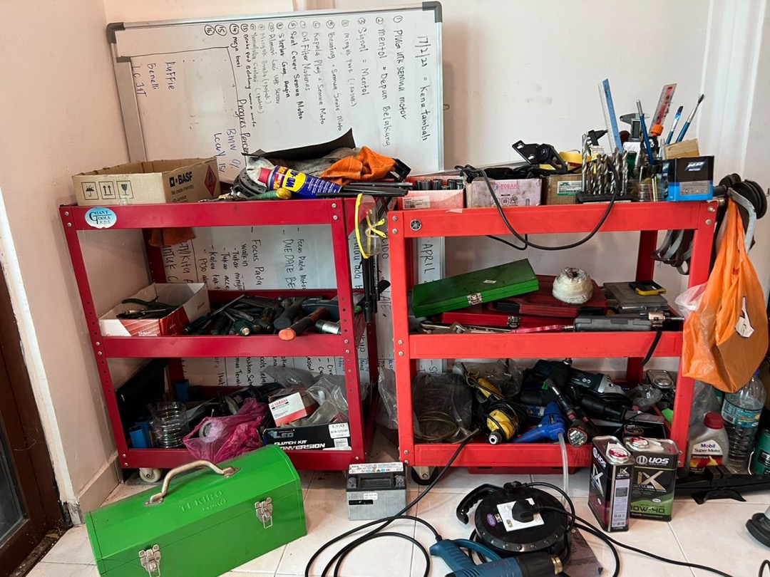 RACK TOOLS, Furniture & Home Living, Furniture, Shelves,