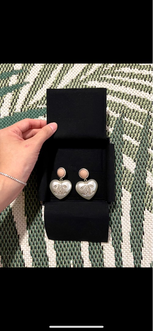 Chanel earrings the hotsell real real