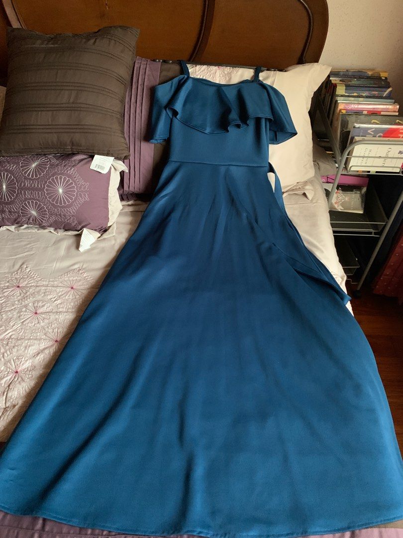 Ronstan and Ryan Lulu Dress (Category: Evening dresses & gowns) located in Floridablanca. Submitted by pattyvitug (Listing ID 1203958581, Image 1). Description: - used once for a wedding - original price is 2100 -tea blue/ neoprene fabric -free sf - size small ( bust 34-35”/ waist 28-29”/ hips 34-35”) length 55” - message me for more photos .